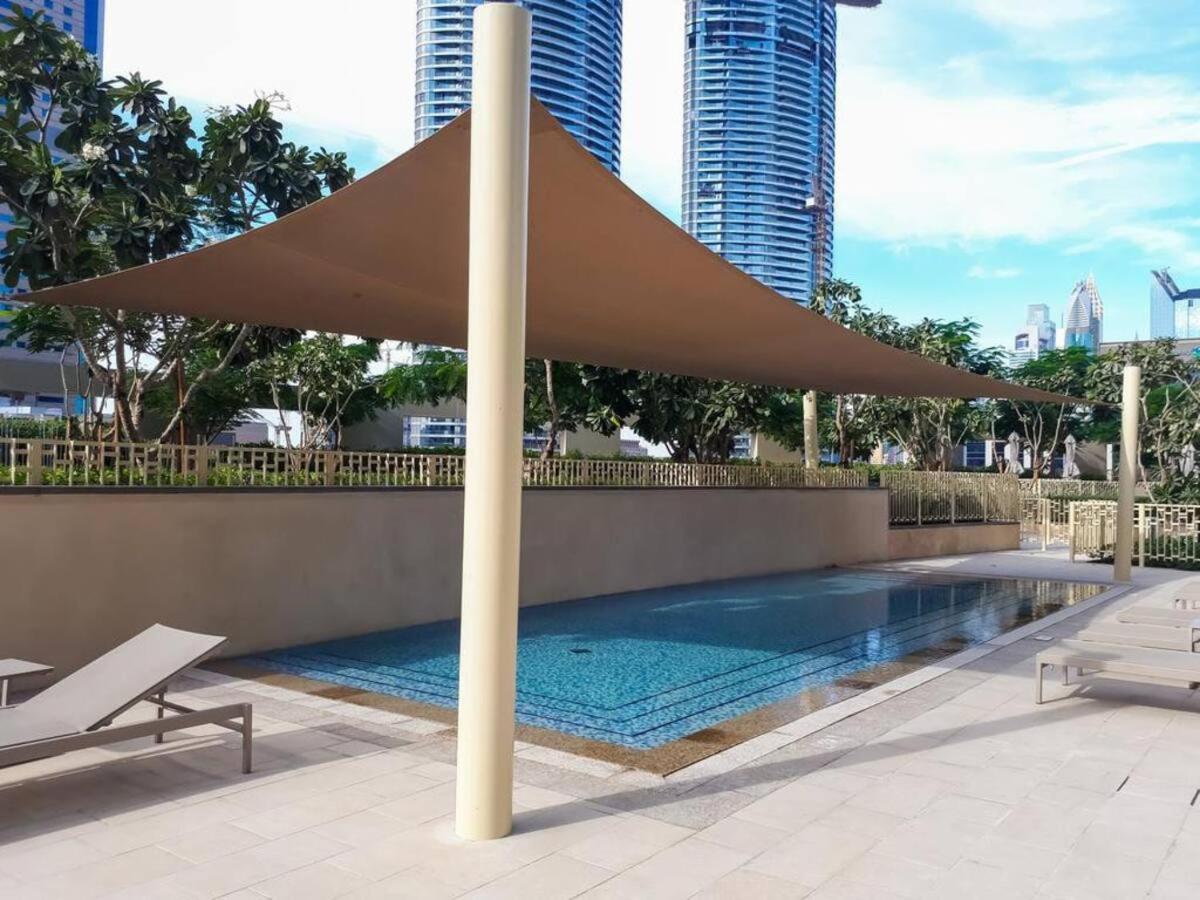 First Class 3Br With Full Burj Khalifa And Fountain View Dubai Exterior foto