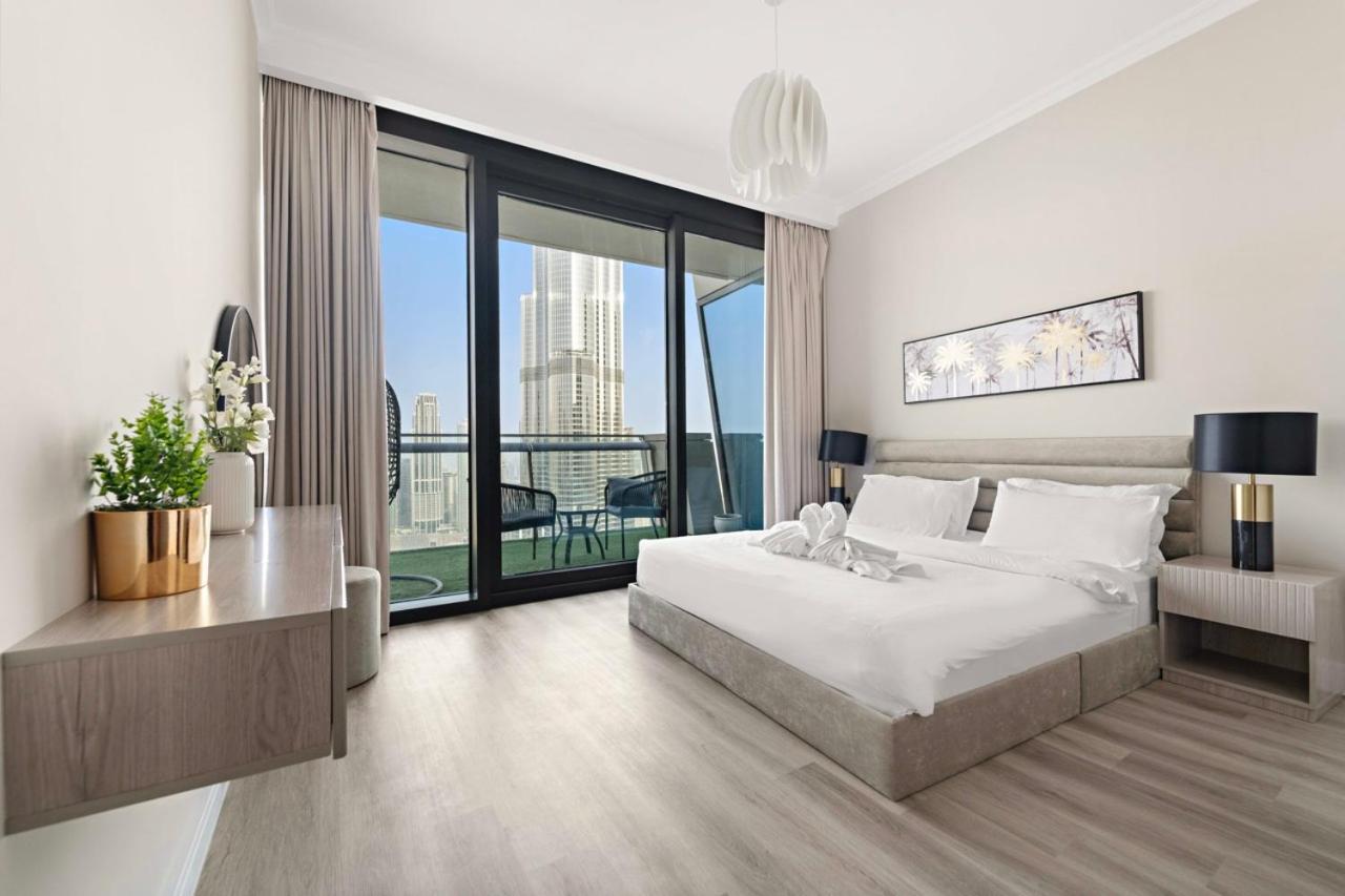 First Class 3Br With Full Burj Khalifa And Fountain View Dubai Exterior foto